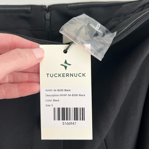 Tuckernuck Black Off the Shoulder Bria Blouse in Black size Small NWT - Picture 10 of 10